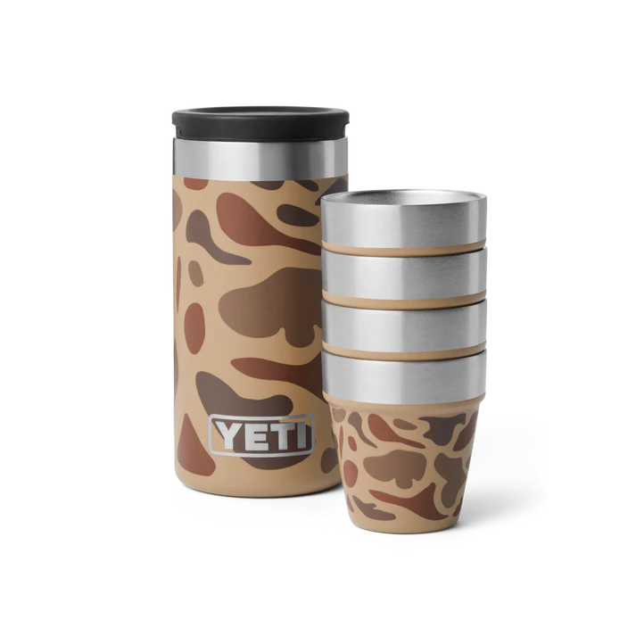 YETI® Schnapsbecher mit Tragebehälter Wetlands Camo