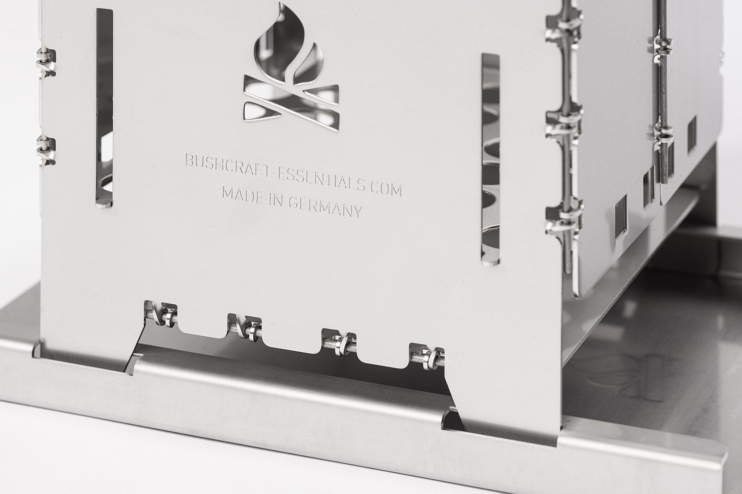 BushcraftEssentials Multifunktions-Einschub Bushbox XL Titanium