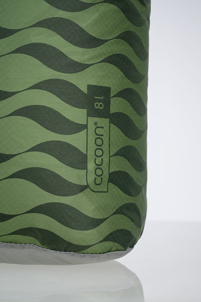 Cocoon Drybag Ultralight 37L Green Waves