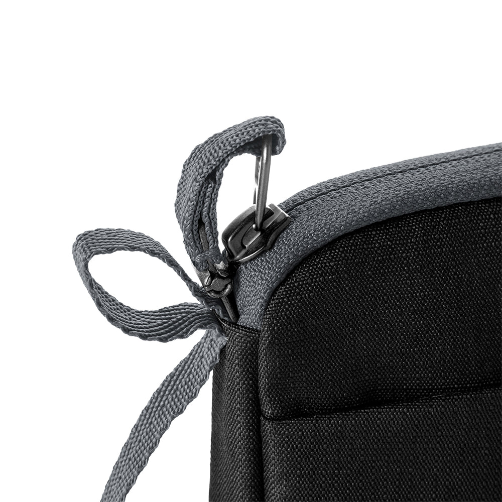 Eagle Creek Stash RFID Passport Wallet Black