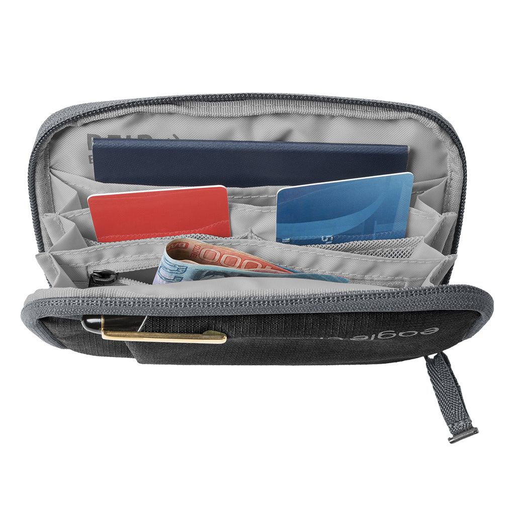 Eagle Creek Stash RFID Passport Wallet Black
