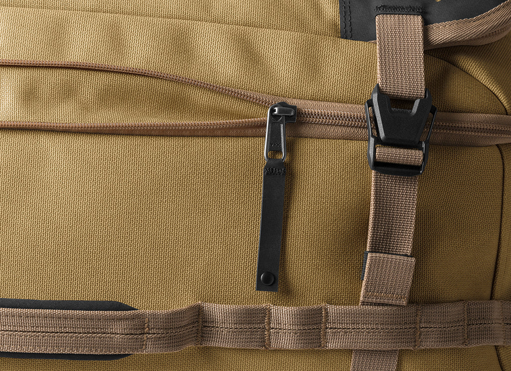 Eagle Creek Gear Warrior XE 2 Wheel Convertible Carry On Sand Dune