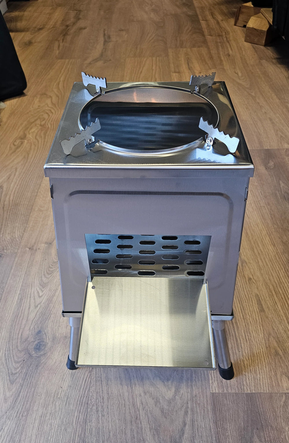 Outdoorfeeling Wood Stove (Large) – Steckbare Grill- & Kochstelle