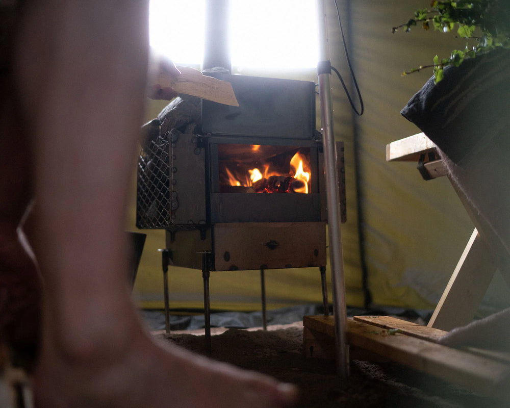 Savotta Sauna Stove – Tragbarer Holz-Zeltofen mit Steinracks