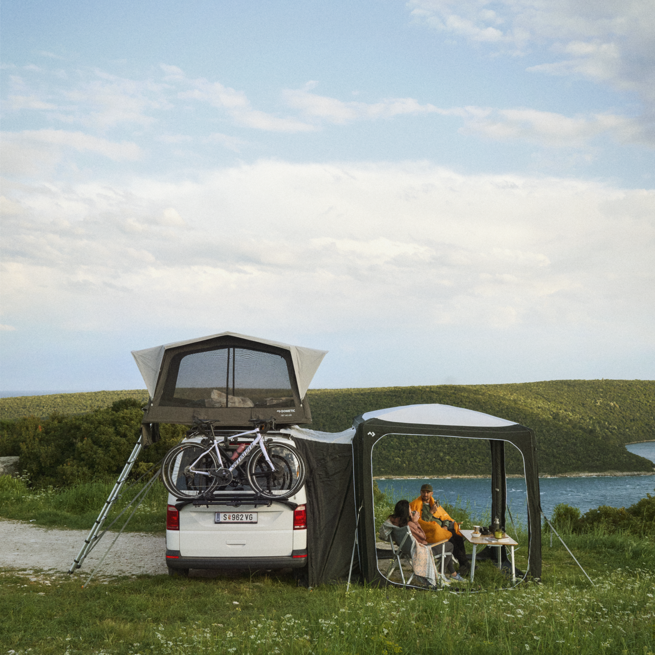 Dometic HUB VW Connect Tunnel