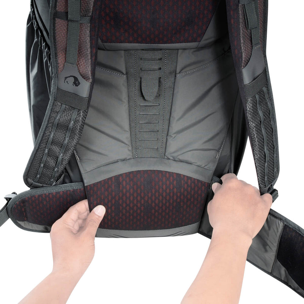 Tatonka Pyrox Lite 48+10 – Ultraleichter Herren-Tourenrucksack