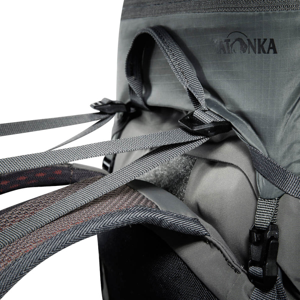 Tatonka Pyrox Lite 48+10 – Ultraleichter Herren-Tourenrucksack
